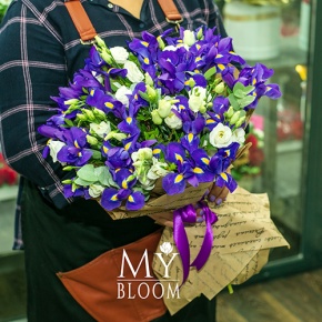 Букет из ирисов и эустом в Зарайске
