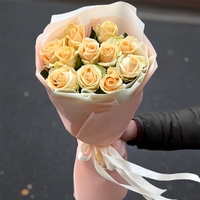 Букет из 11 роз Пич Аваланж (60 см) в Зарайске