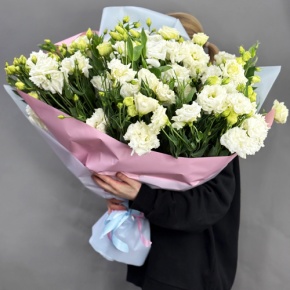 Букет "Изысканность" из 31 белой эустомы в Зарайске