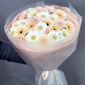 Букет "Гера" из 25 гербер в Зарайске