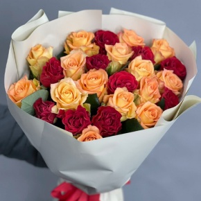 Букет "Прайм" из 25 роз Оранж и Эль Торо (50 см) в Зарайске