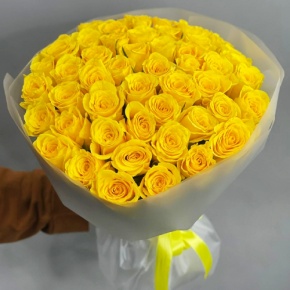 Букет "Золотце" из 51 лимонной розы (40 см) в Зарайске