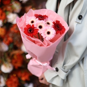 Букет "Ты + я" из гербер мини в Зарайске