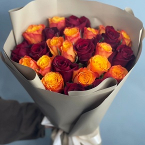 Букет из 25 Кенийских роз микс (40 см) в Зарайске