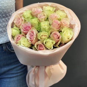 Букет из 21 нежной розы (40 см) в Зарайске