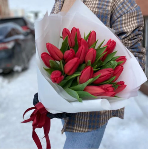 Букет красных тюльпанов в Зарайске