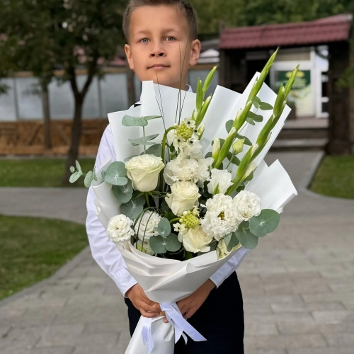 Букет на 1 сентября с гладиолусами, розами, эустомой и орнитогалумом в Зарайске