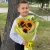 Букет на 1 сентября из 3 подсолнухов и лимониума в Зарайске Букет на 1 сентября из 3 подсолнухов и лимониума в Зарайске