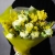 Букет из ранункулюсов и мимозы в Зарайске